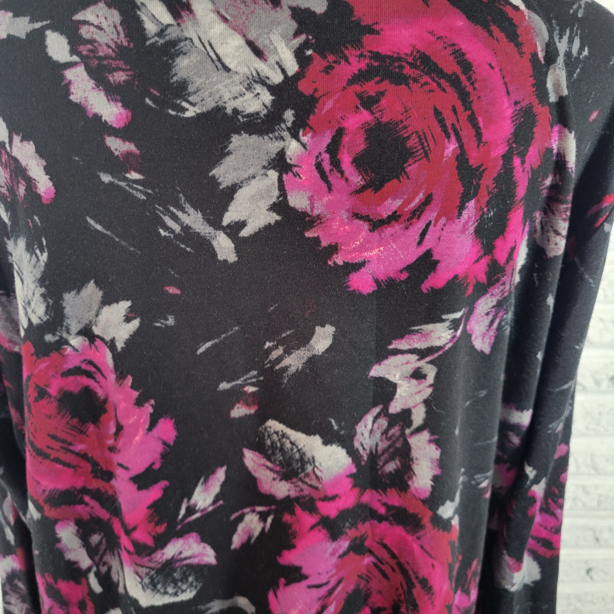 St John's Bay Women 2X Plus Floral Tee Long Sleeve Cotton Crew Neck Multicolor FLO67E