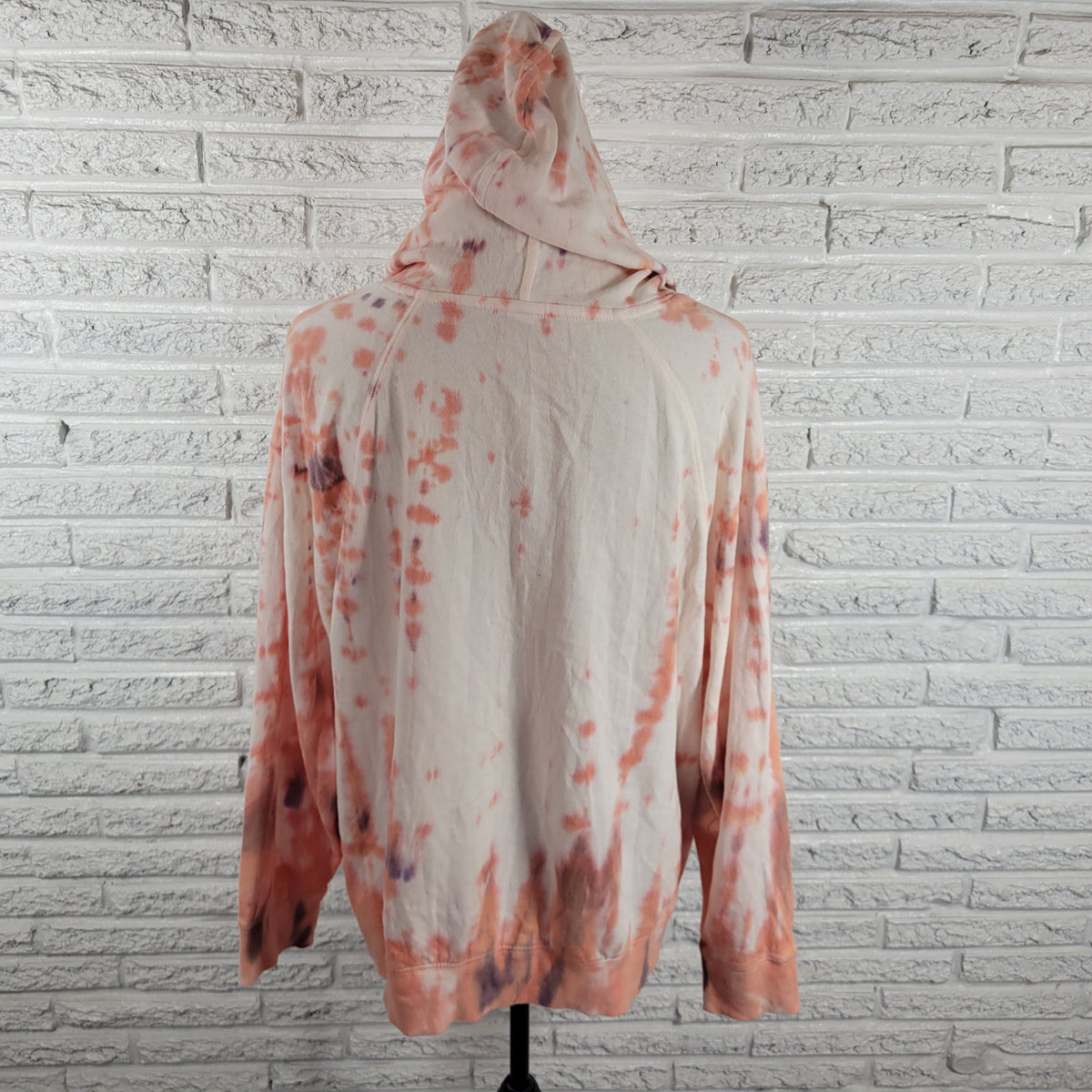 Old Navy Womens XL Tie Dye Hoodie Sweatshirt Orange Purple Pullover Pocket SWE28E