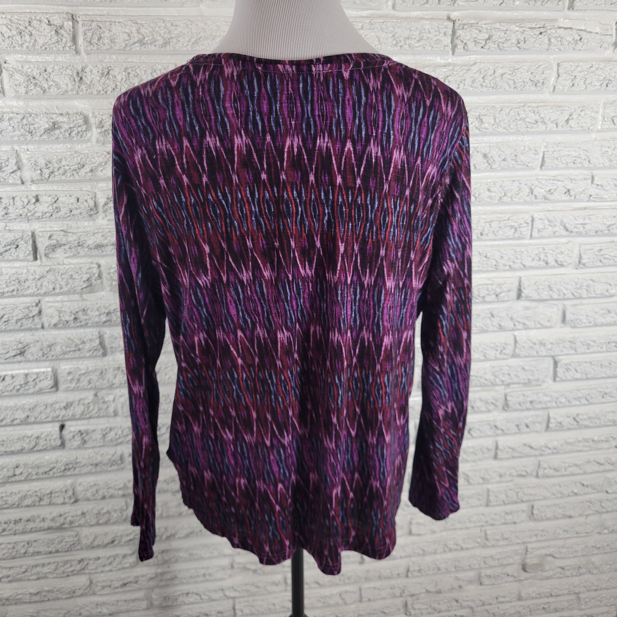 Chaps Women Tee 1X Plus Blue Purple Geometric Crew Neck Long Sleeve Top Viscose GEO92E