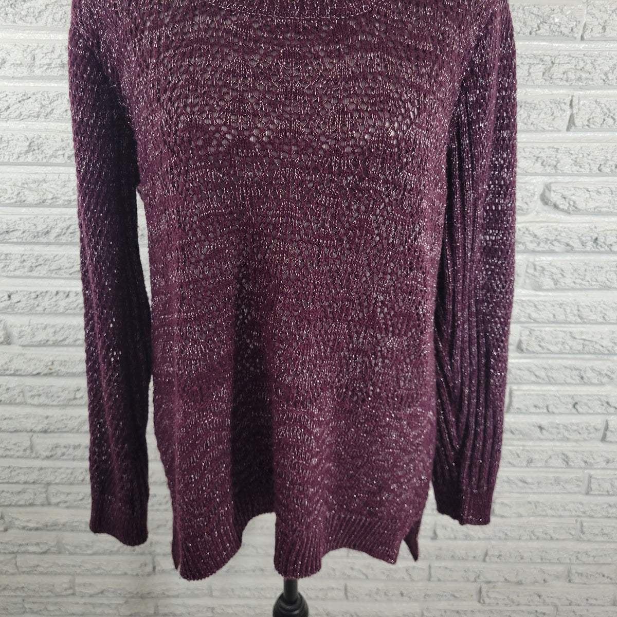 Maurices Women's XL Open Knit Sweater Purple Metallic Sparkle Crew Neck Pullover PUR37E