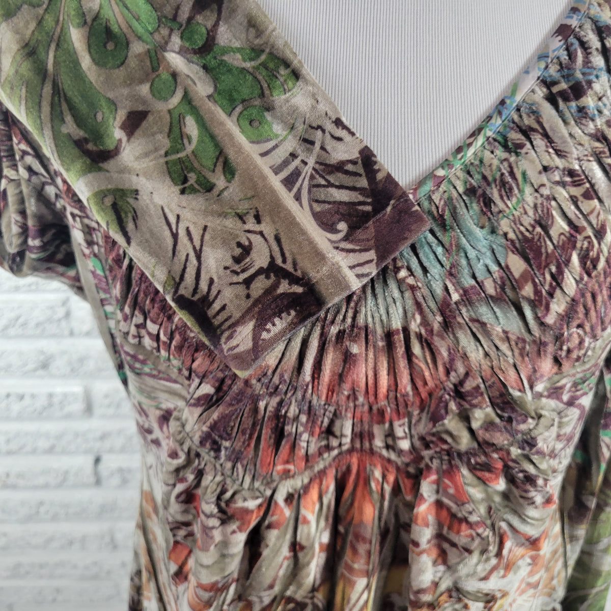 Apt 9 Women's XL Velour Tunic V-Neck Long Sleeve Geometric Top Travel Casual GEO219E