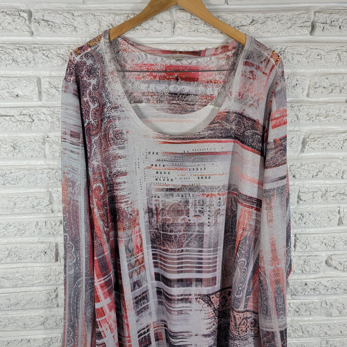 Avenue 30 32 Tunic Geometric Lace Trim Studded Metallic Long Sleeve Plus Top GEO220E