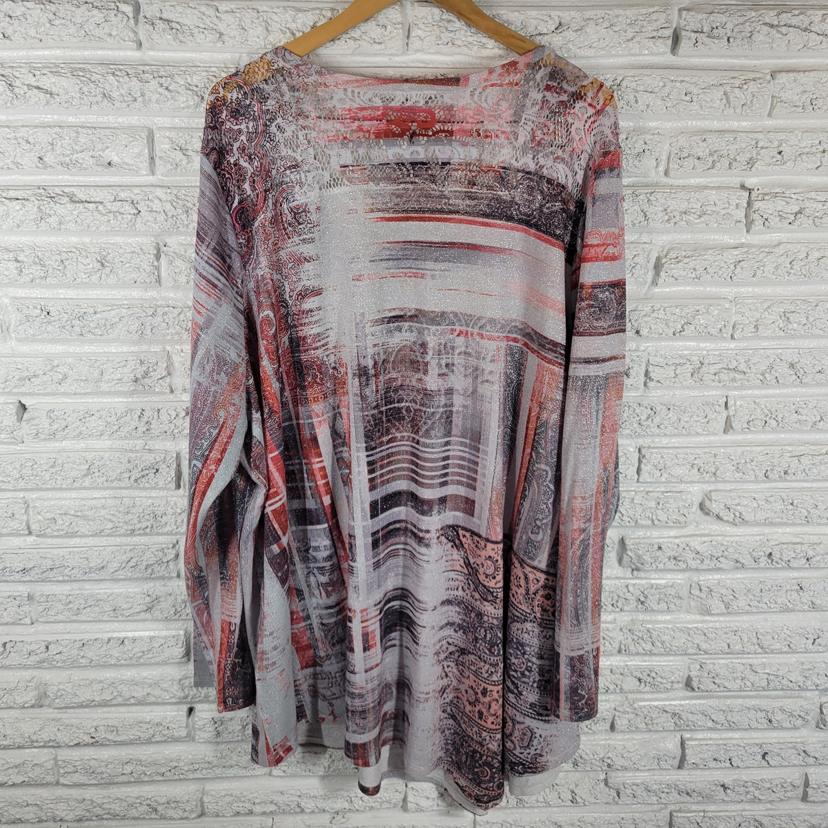 Avenue 30 32 Tunic Geometric Lace Trim Studded Metallic Long Sleeve Plus Top GEO220E