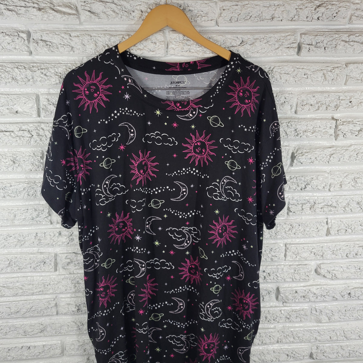 Joyspun Sleep Shirt Womens 2X 3X Celestial Celestial Sun Moon Pockets Nightgown NOV101E