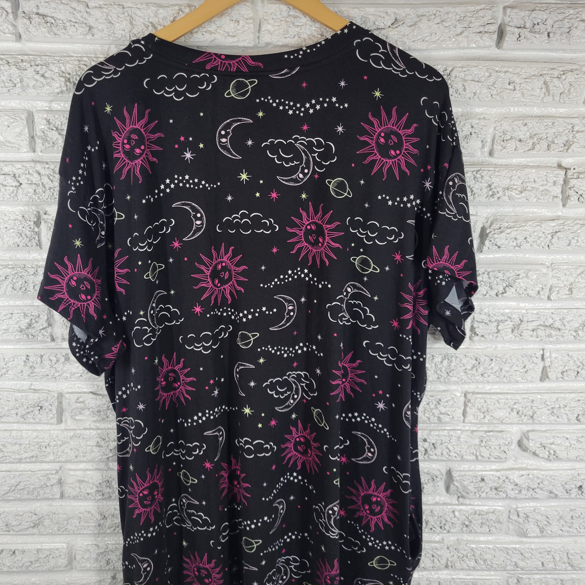 Joyspun Sleep Shirt Womens 2X 3X Celestial Celestial Sun Moon Pockets Nightgown NOV101E