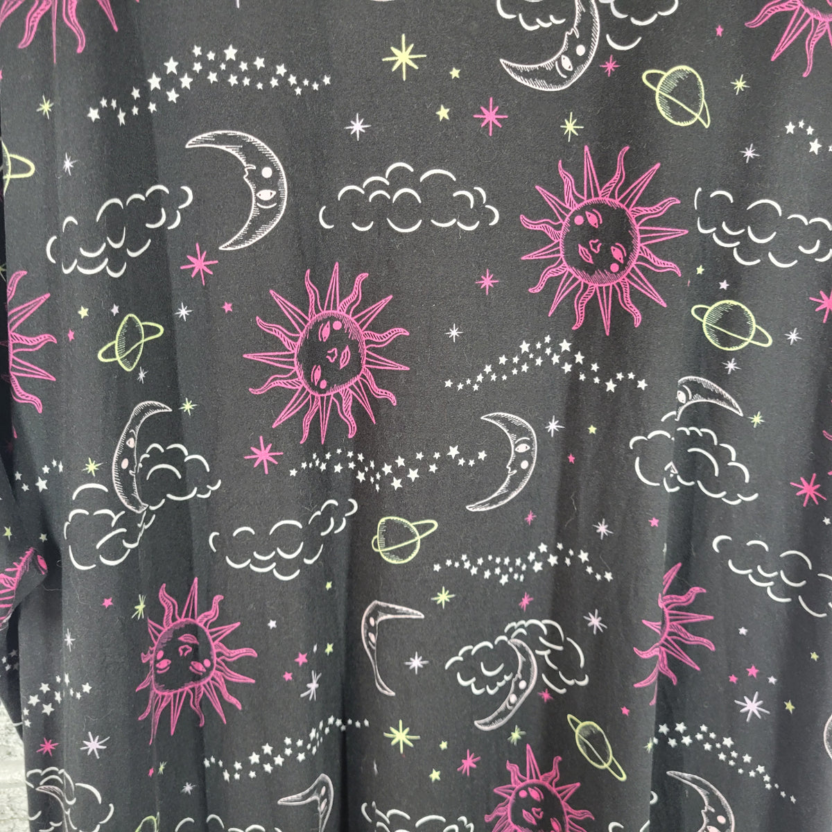 Joyspun Sleep Shirt Womens 2X 3X Celestial Celestial Sun Moon Pockets Nightgown NOV101E