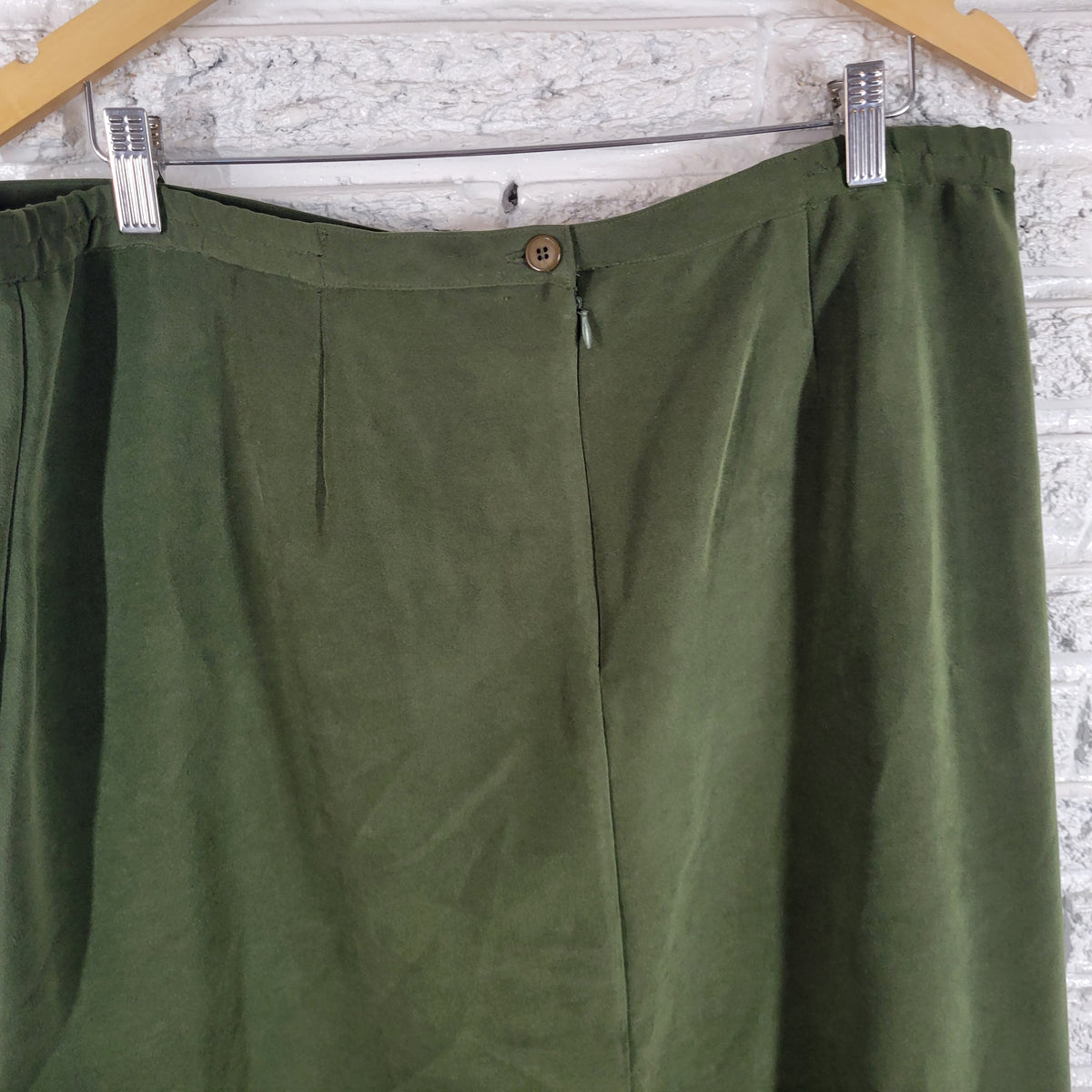 NotationS 2X Pencil Midi Skirt Green Velour Embroidered Lined Zip Plus Straight GRE18E