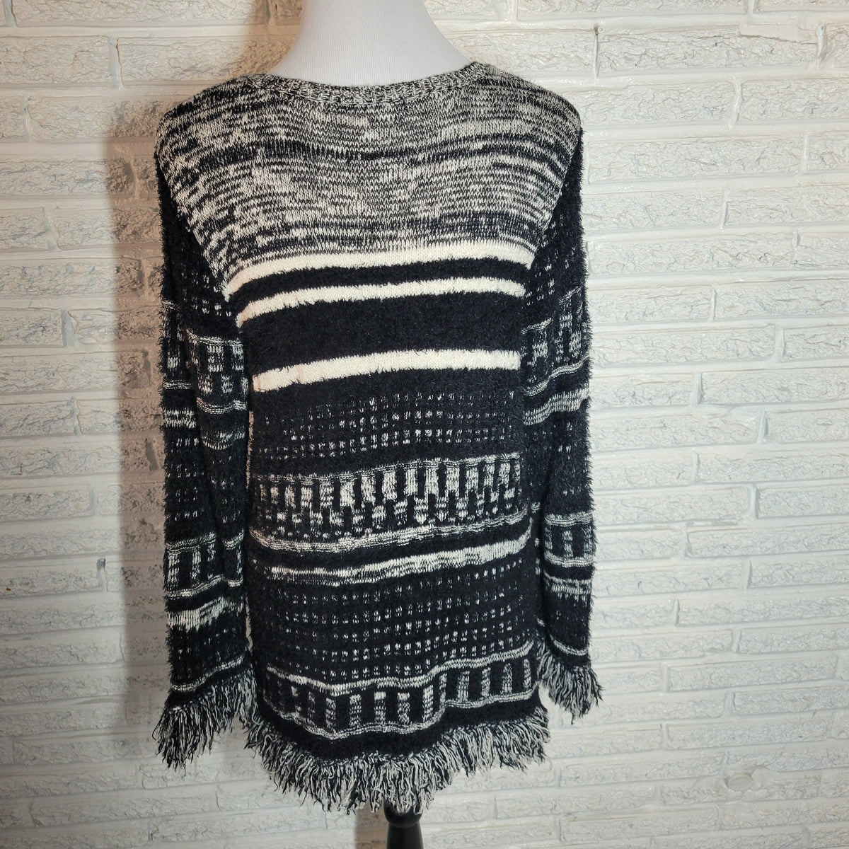 Style & Co Womens XL Striped Sweater Tunic Black White Fringe Pullover Knit STR1334XE