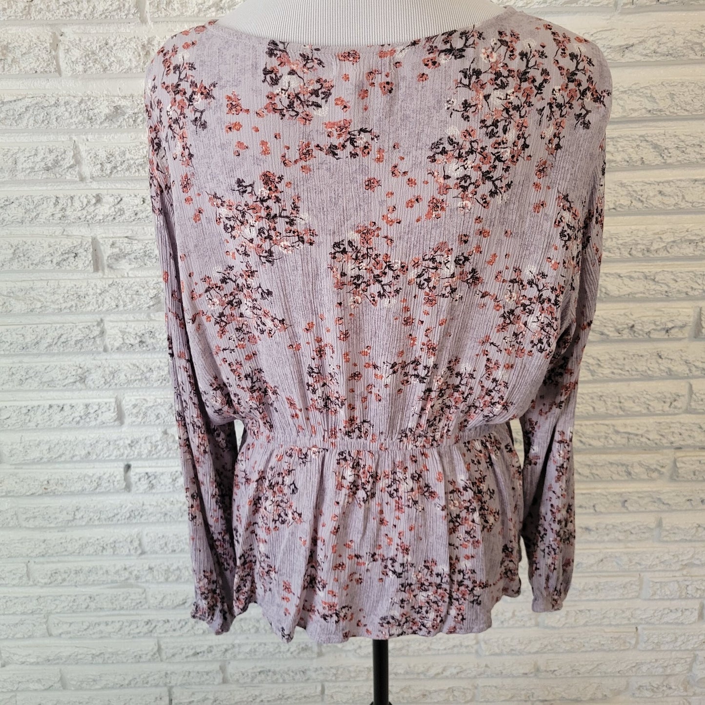 Maurices Womens Top Extra Large Baby Doll Gray Floral Lace Trim Sash Casual