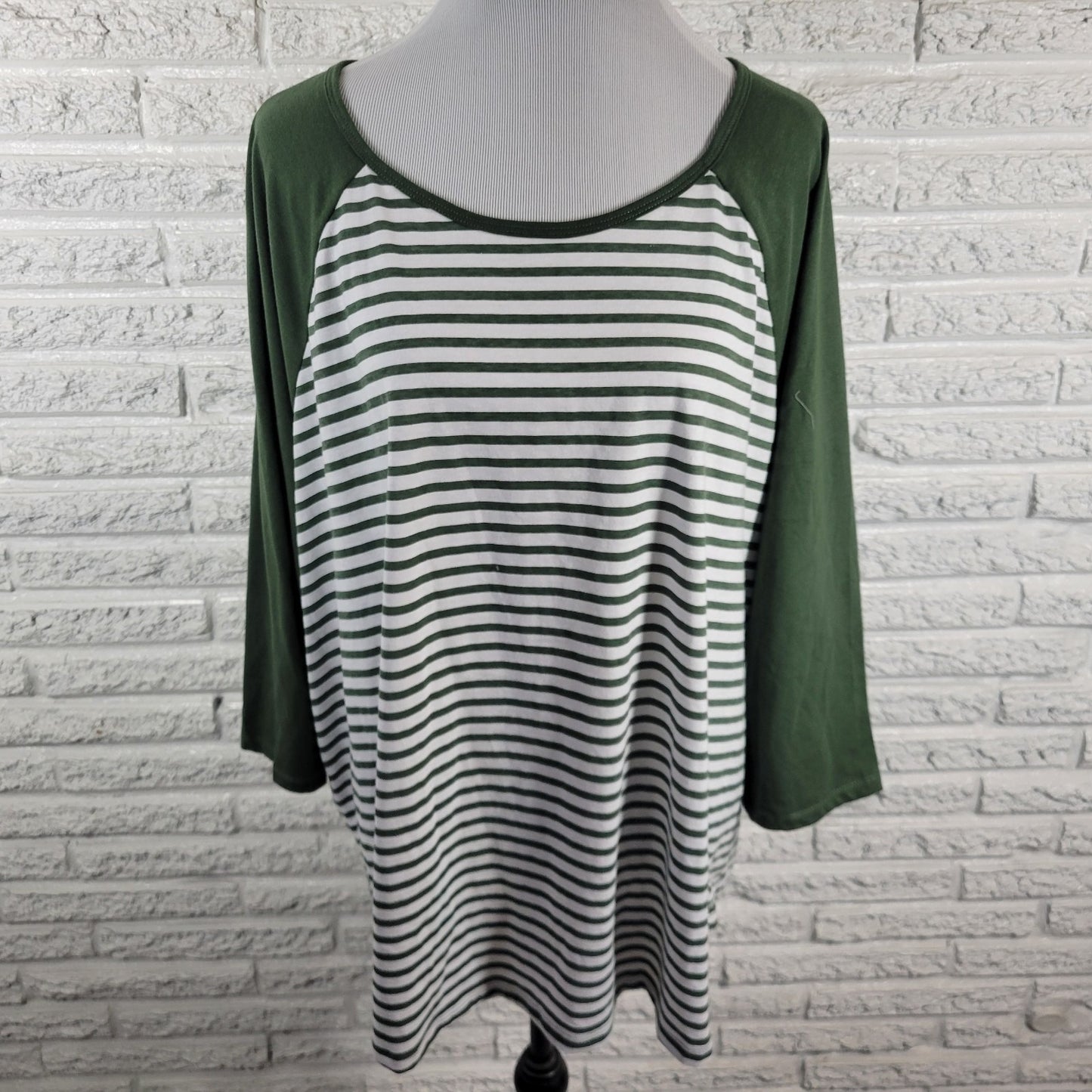 Woman Within Women's 2X Green White Stripe Tunic Top 3/4 Raglan STR91E