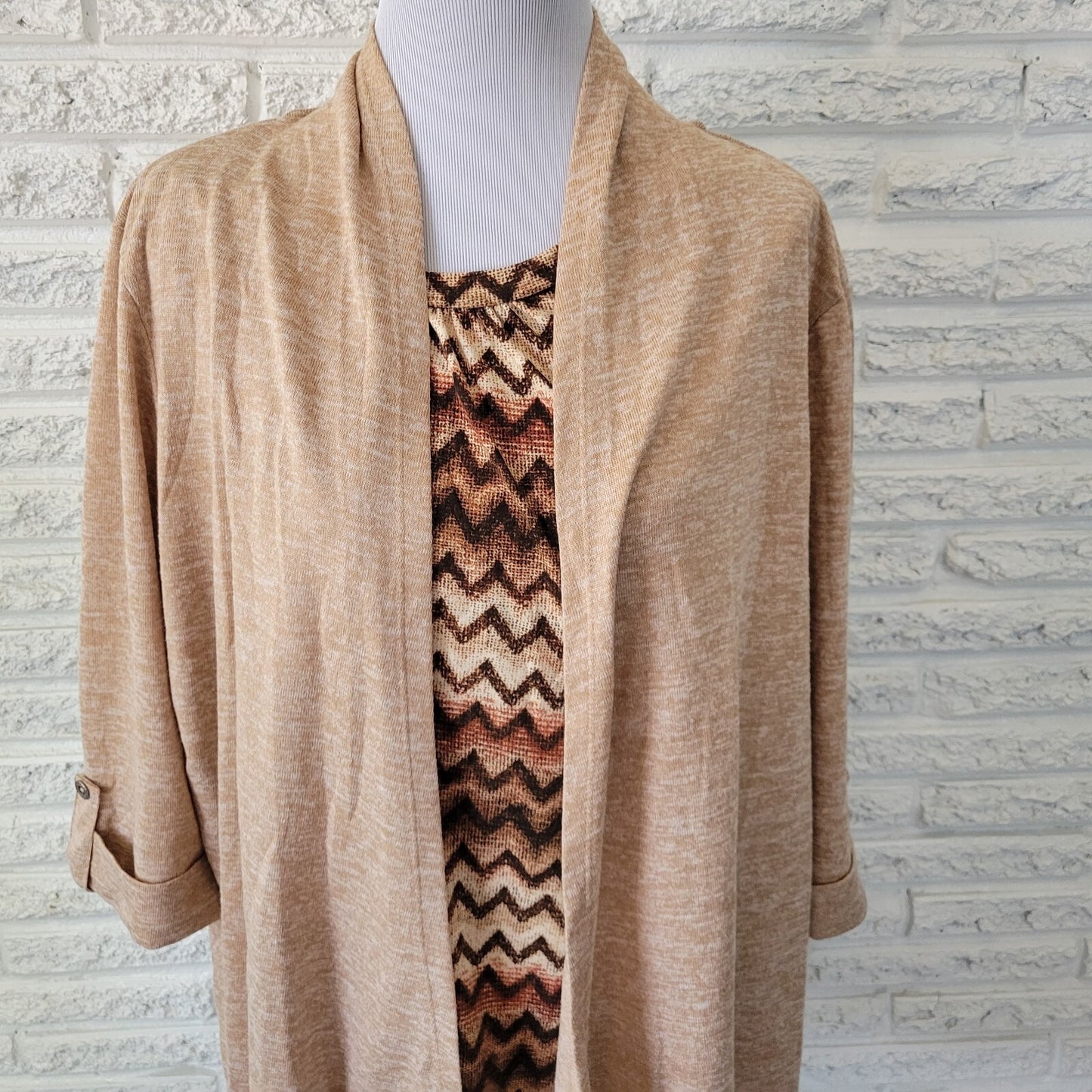 Faded Glory Womens Top 2X 18W 20W Plus 3/4 Sleeve with Tank Brown Tan Zig Zag