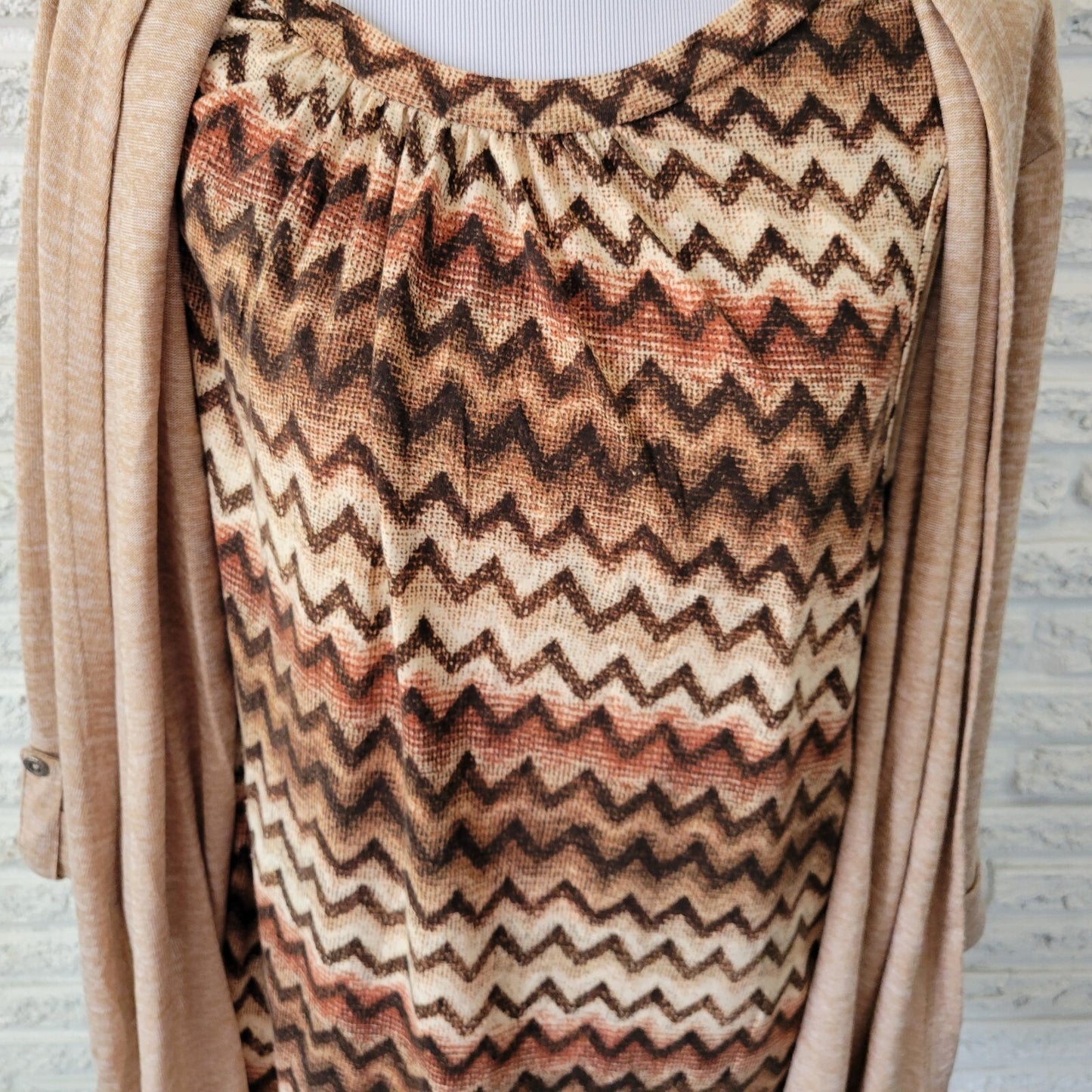 Faded Glory Womens Top 2X 18W 20W Plus 3/4 Sleeve with Tank Brown Tan Zig Zag