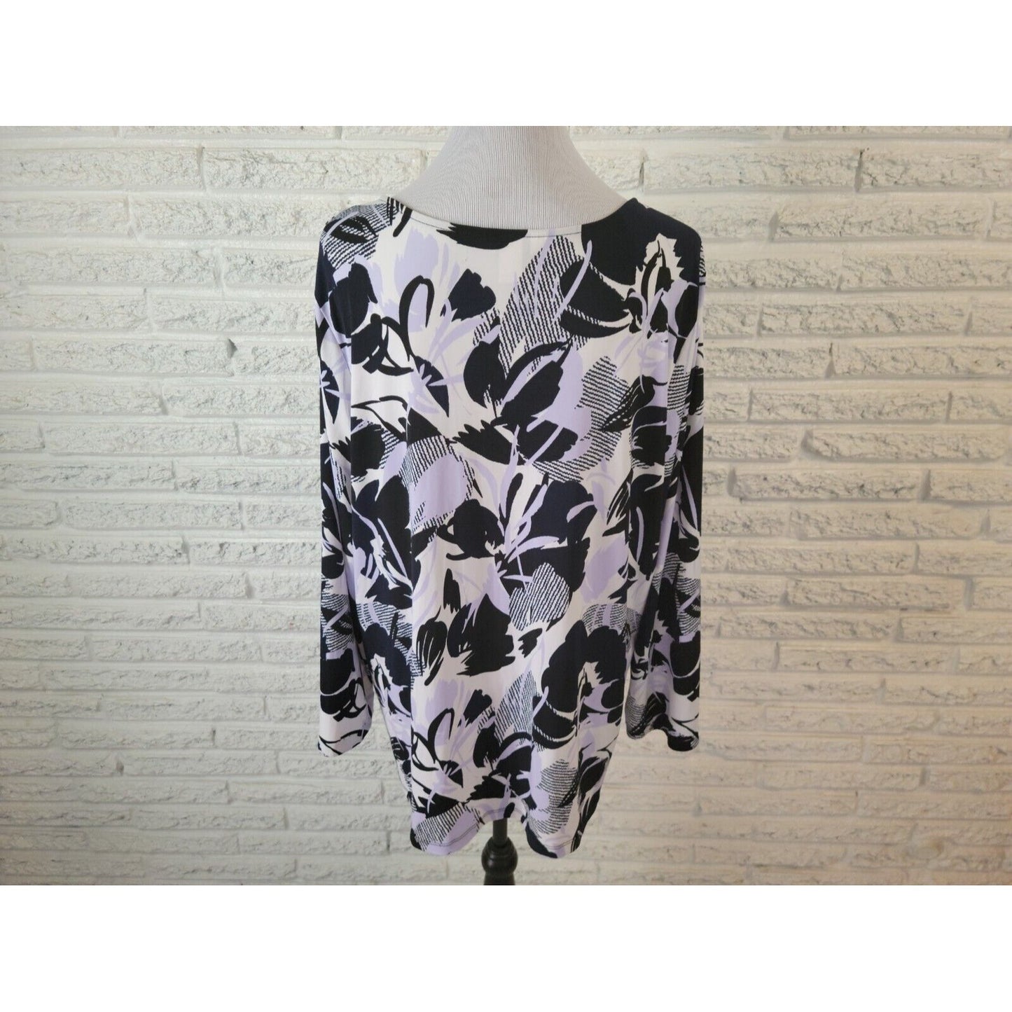 CJ Banks Womens Top 1X Plus Tunic 3/4 Sleeve Lace Up Poly Blend Black Floral