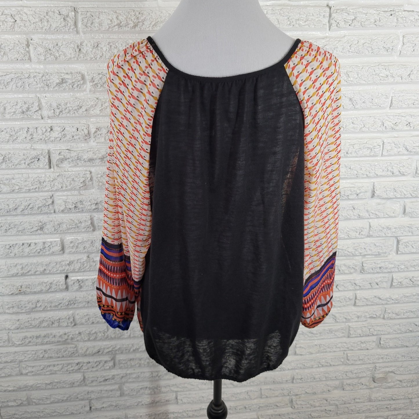 Zac & Rachel Women 1X Plus Blouse Orange Blue Geometric Keyhole Long Sleeve