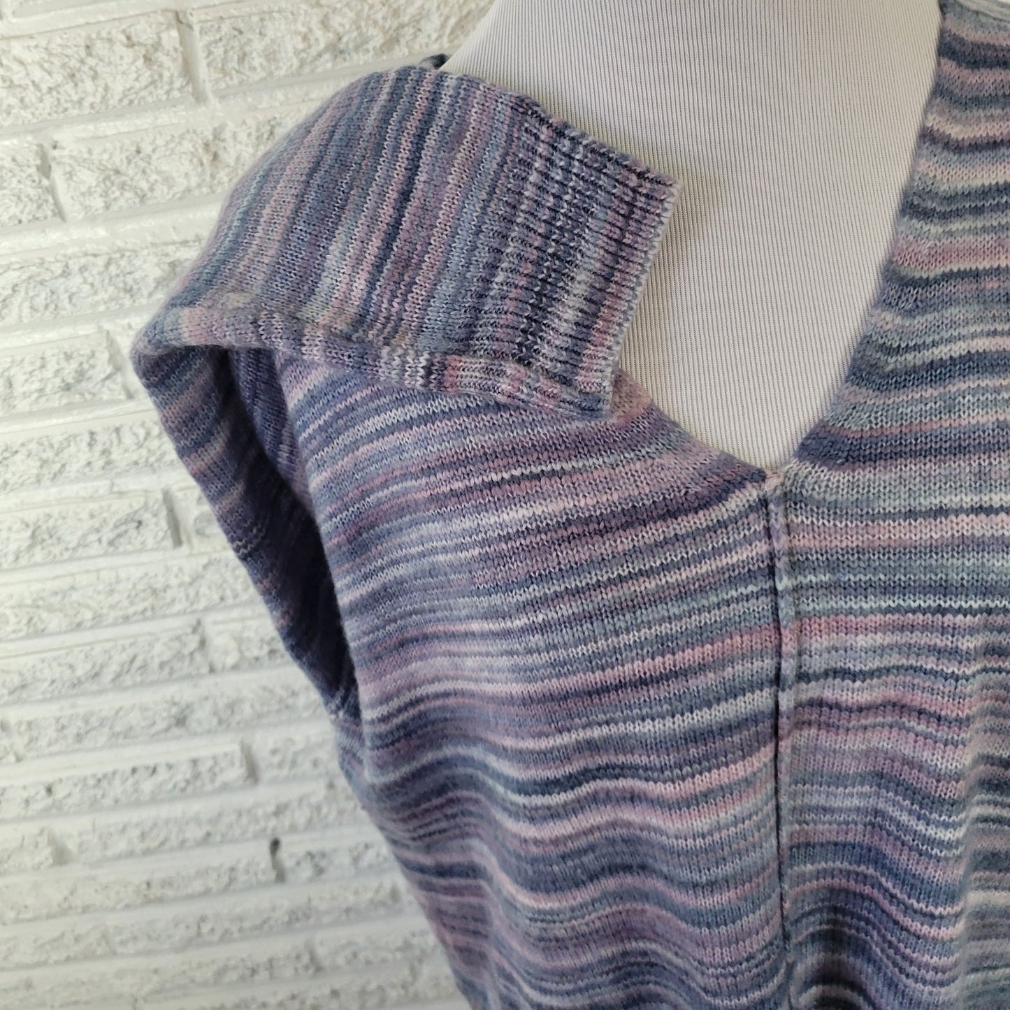 A.n.a. XL Gray Blue Striped V-Neck Tight Knit Sweater Nylon Acrylic Stretch