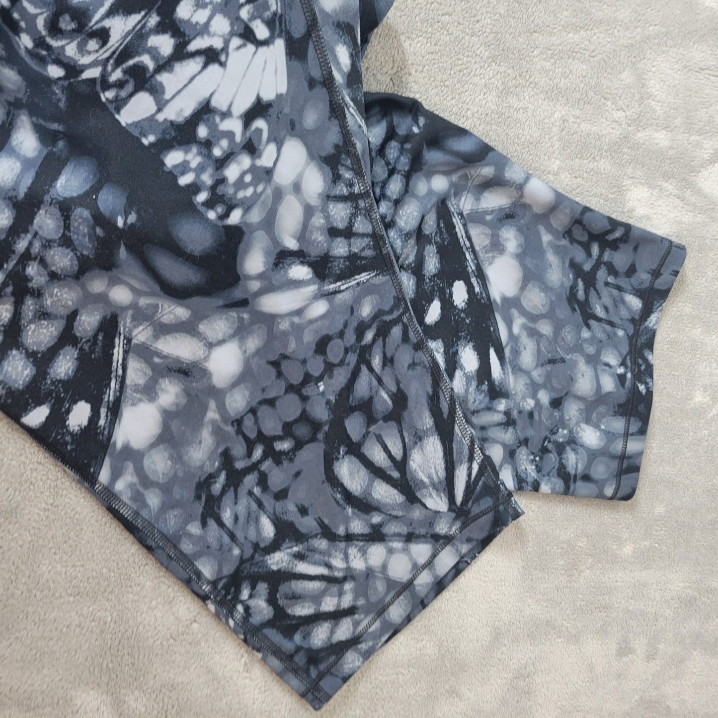 Just My Size Women Pants 4X Plus Leggings Active Capri Blue Watercolor Butterfly