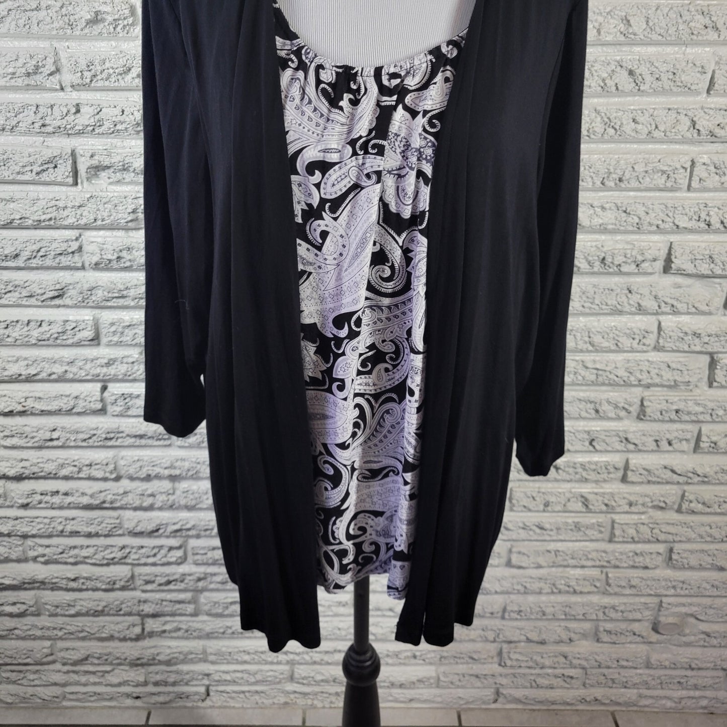 Croft Barrow Womens Top 1X Plus 3/4 Sleeve Black White Paisley Rayon Spandex