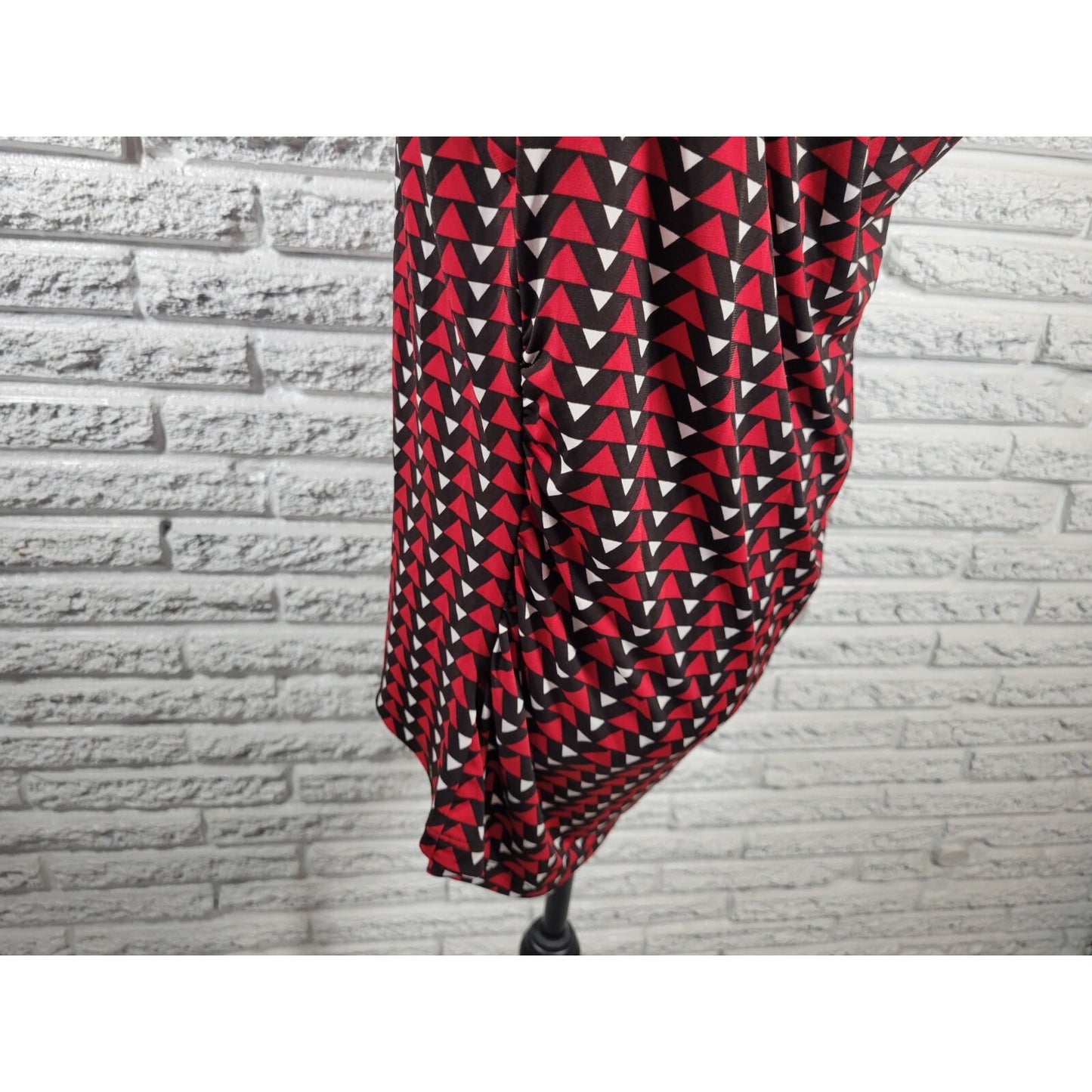 Worthington Women's 1X Plus Top Blouse Red Geometric Triangle Cowl Neck