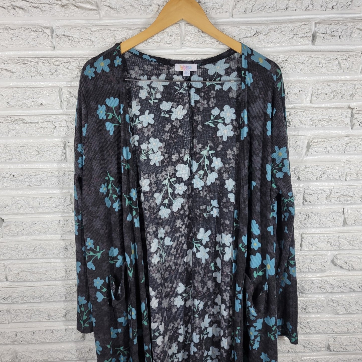 Lularoe Womens Top Extra Large Cardigan Open Blue Floral Pockets Poly Blend