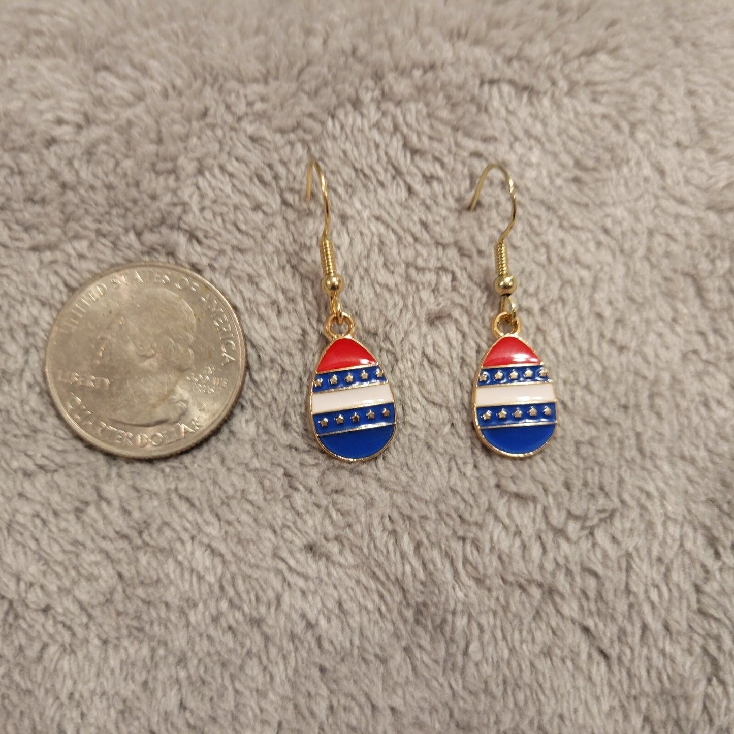 Fourth of July Patriotic Womens Earrings One Pair Easter Egg USA Hanging Dangle