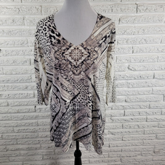 Style Co 1X Top Blouse Black Gray Animal Geometric Studded 3/4 Sleeve ANI27E