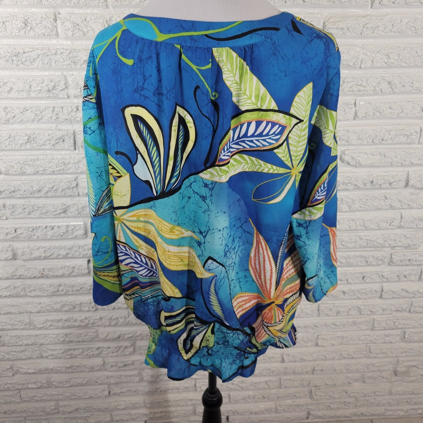 Chicos Womens Top 3 Standard XL 3/4 Sleeve Blue Floral Casual Elastic Waist