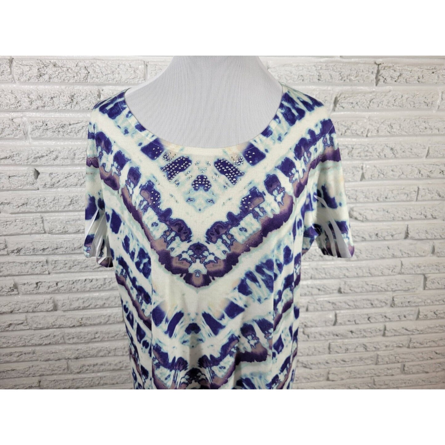 Live Let Live Women Top 1X Short Sleeve Polyester Blue Tie Dye Studded Laser Cut