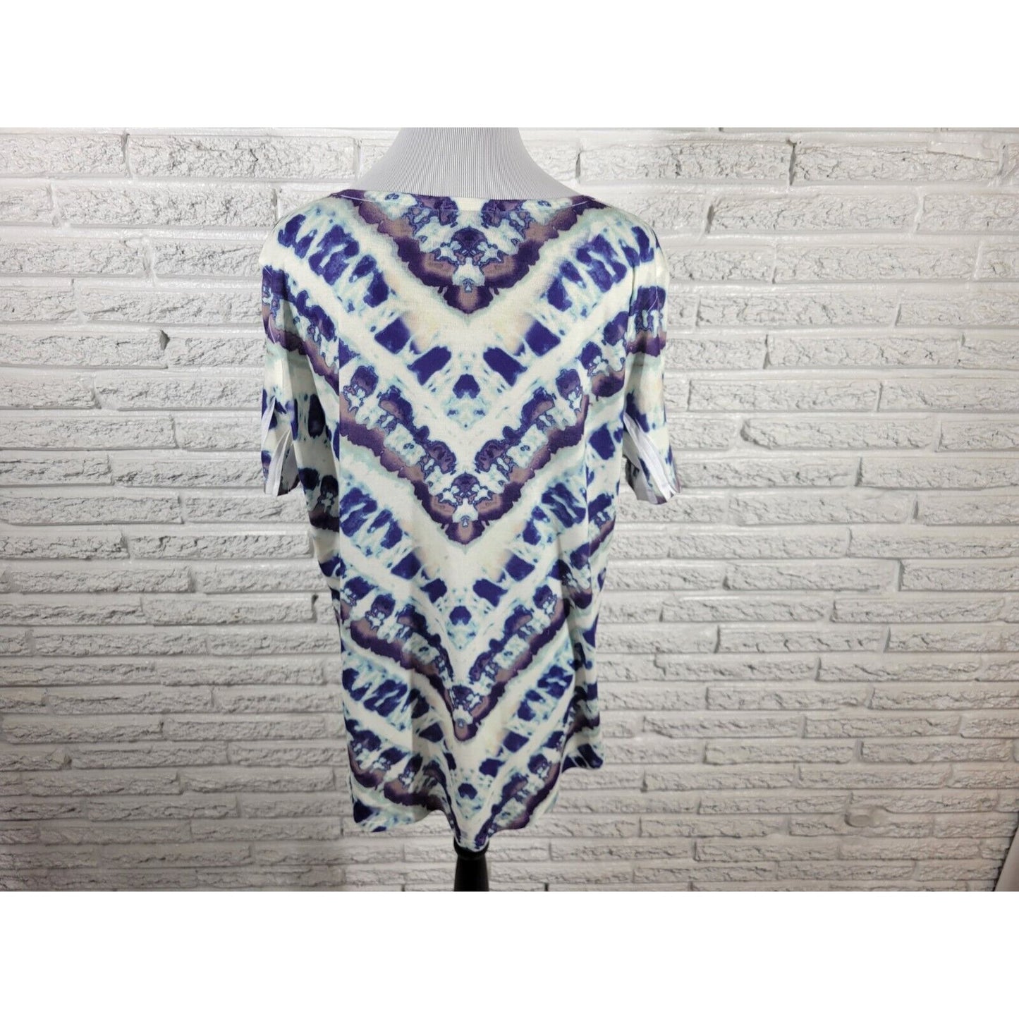 Live Let Live Women Top 1X Short Sleeve Polyester Blue Tie Dye Studded Laser Cut