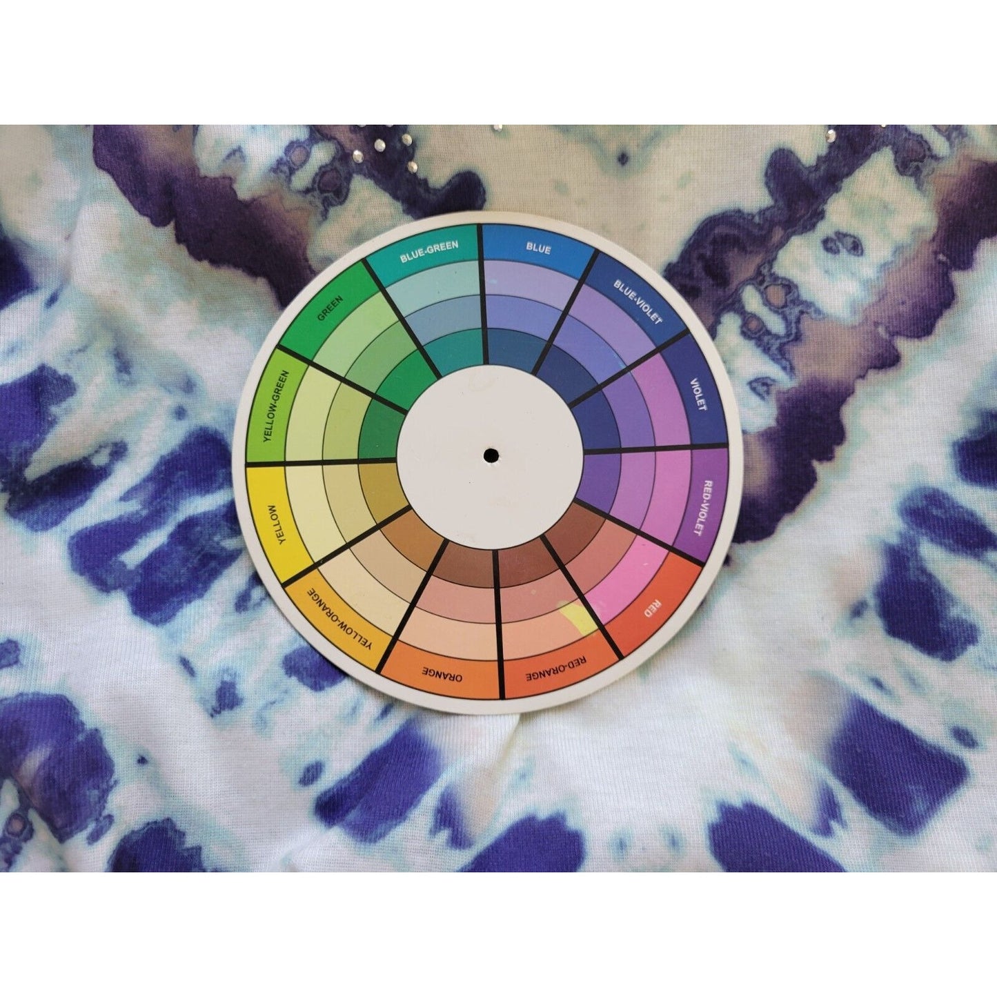 Live Let Live Women Top 1X Short Sleeve Polyester Blue Tie Dye Studded Laser Cut