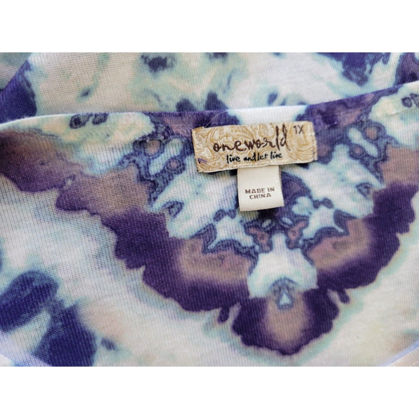 Live Let Live Women Top 1X Short Sleeve Polyester Blue Tie Dye Studded Laser Cut