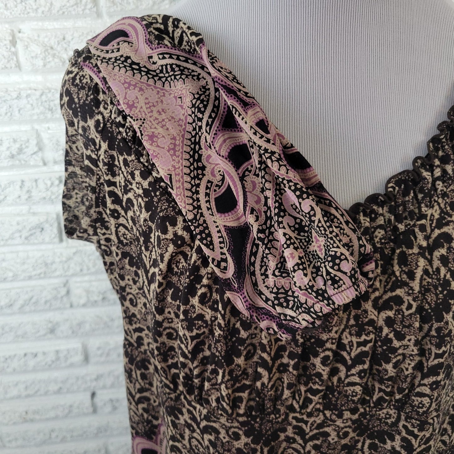 Liz Wear XXL Plus Size Top Women's Black Purple Geometric Frilly Boat Neck