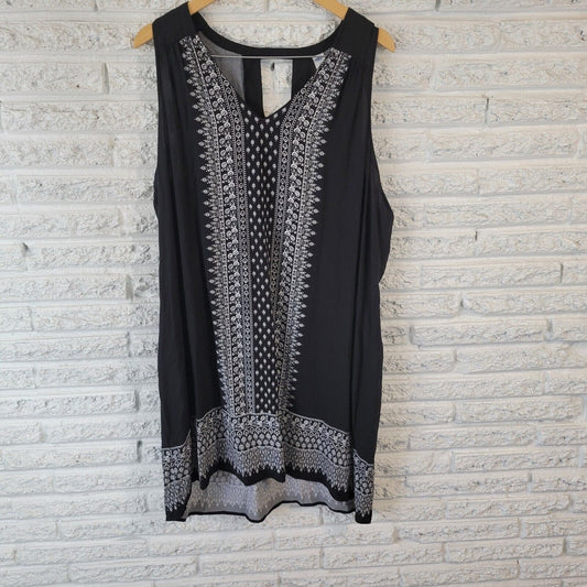 Old Navy Womens Dress XXL Plus Mini Shift Sleeveless Black Geometric Lightweight