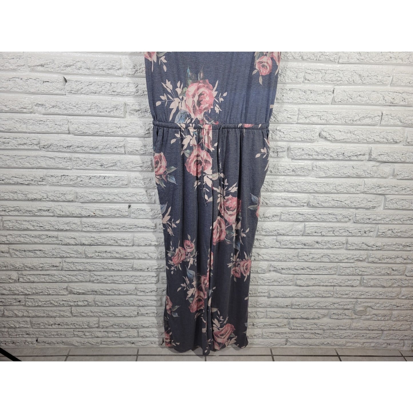 Tickled Teal Women Jumpsuit Extra Large XL Short Sleeve Gray Floral Back Keyhole