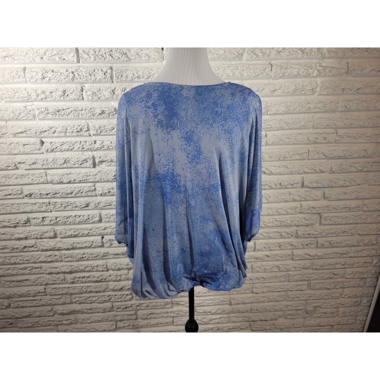 Catherines Womens Top 0X Plus Batwing Kimono Sleeve Blue Floral with Tank Top