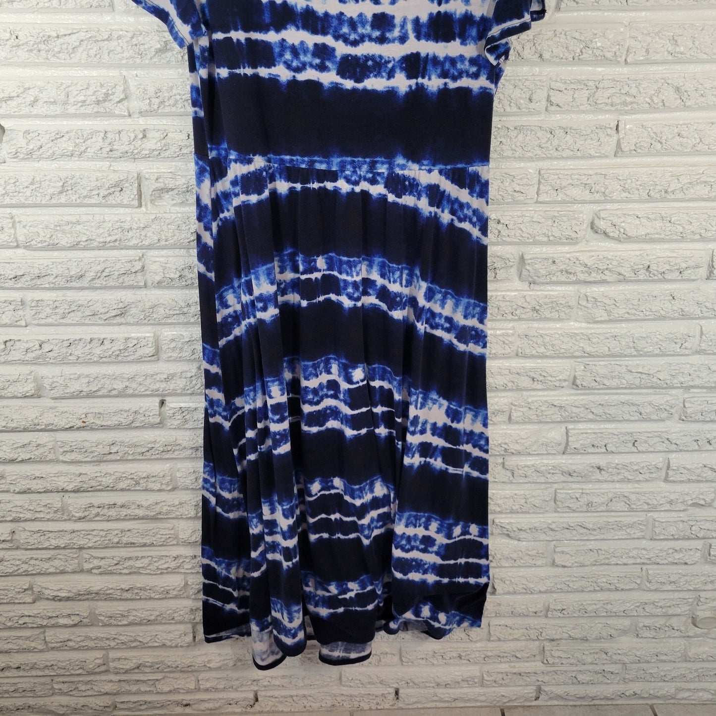 Lularoe Womens Dress 2XL Plus Short Sleeve Blue Tie Dye Poly Blend Casual Comfy