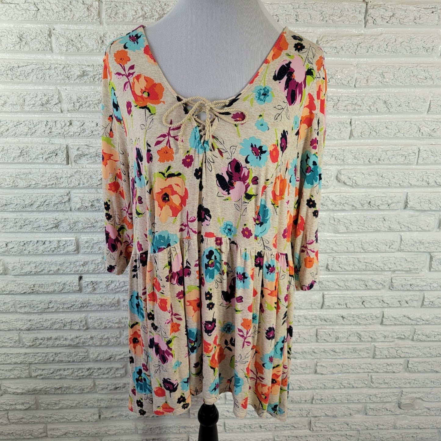 Terra & Sky 1X Plus Tunic Orange Blue Floral Lace Up 3/4 Sleeve Rayon Stretch