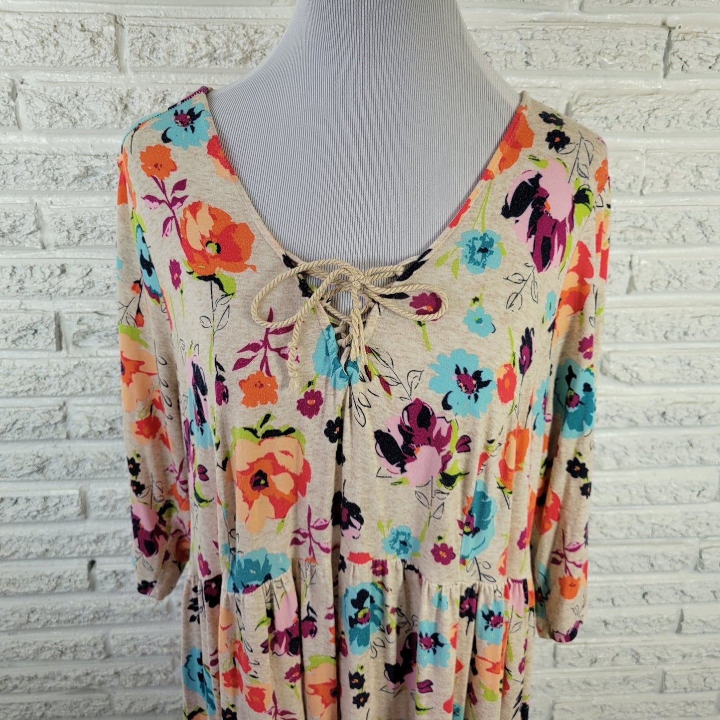 Terra & Sky 1X Plus Tunic Orange Blue Floral Lace Up 3/4 Sleeve Rayon Stretch