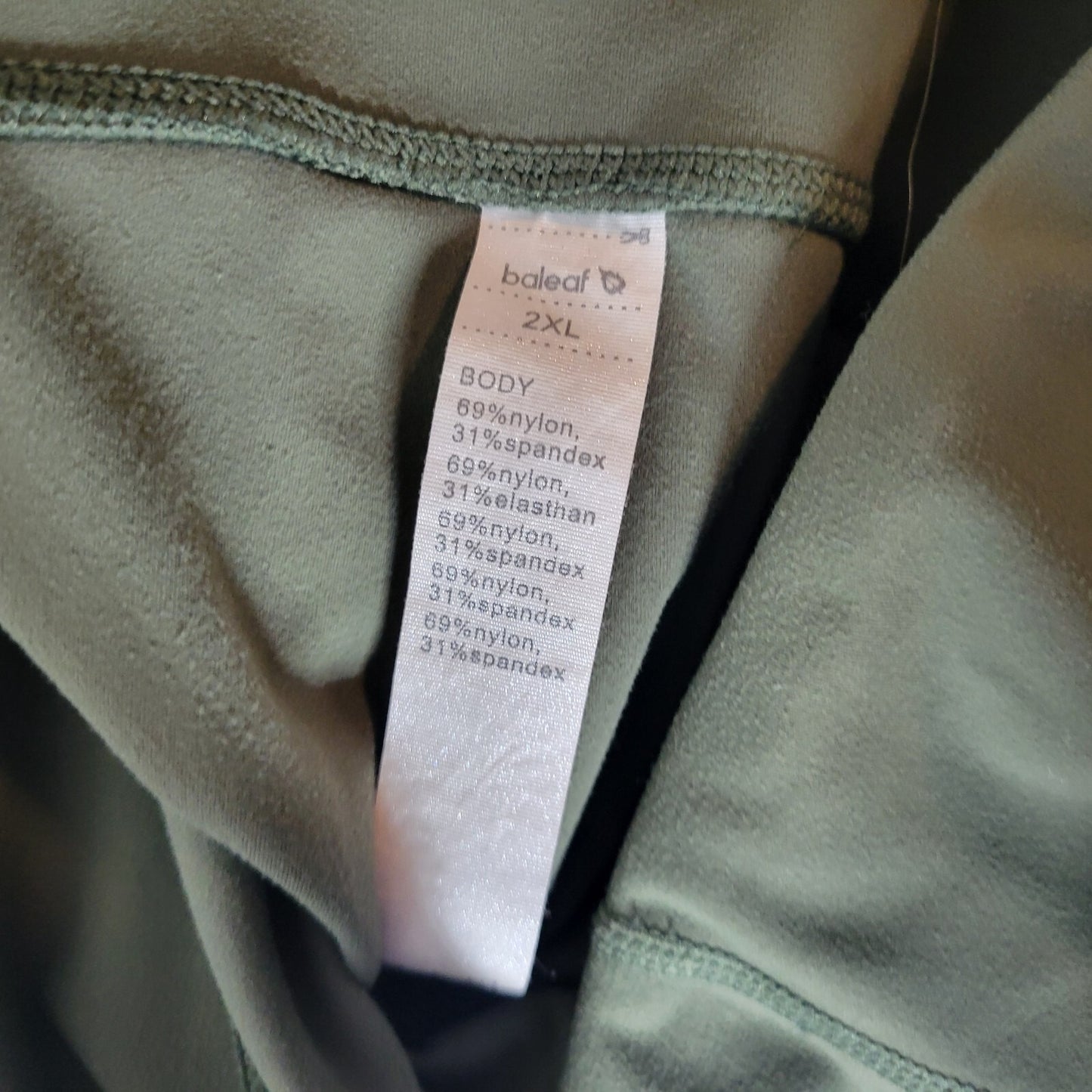 Baleaf Womens Pants 2XL Plus Leggings Capri Pull On Green Activewear Pockets