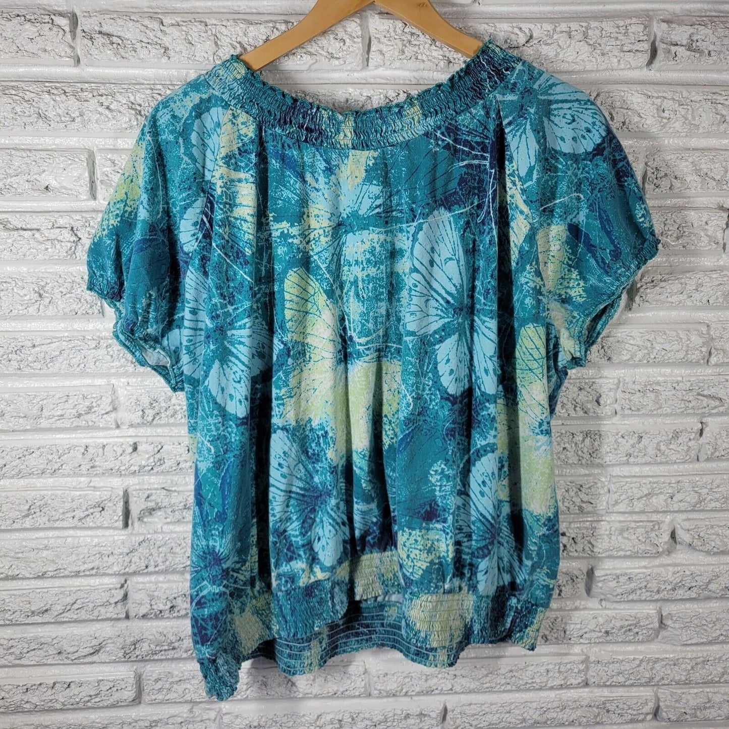 Basic Editions Women Top 3X Plus Peplum Blue Tie Dye Butterflies Cotton Keyhole