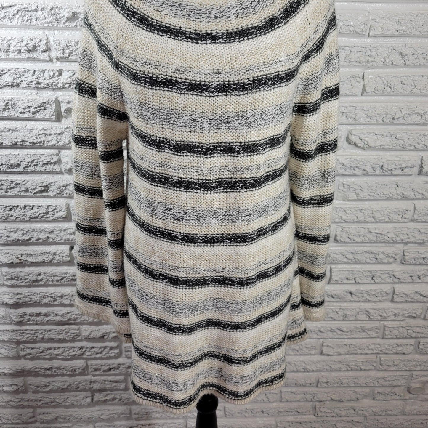 Style Co Women Sweater Extra Large XL Pullover Metallic Thread Black Stripe Soft