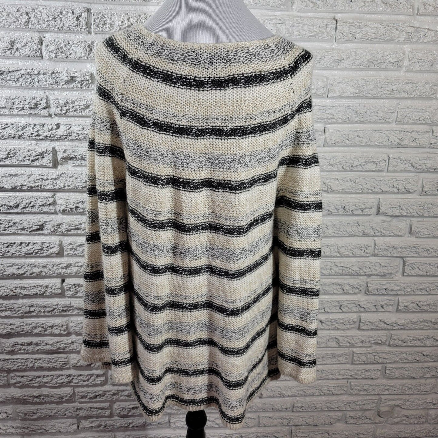 Style Co Women Sweater Extra Large XL Pullover Metallic Thread Black Stripe Soft