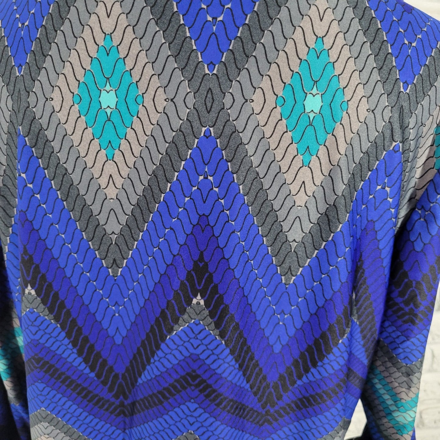 New Directions Women's XL Blue Gray Zig Zag Geometric 3/4 Roll Tab Sleeve Blouse