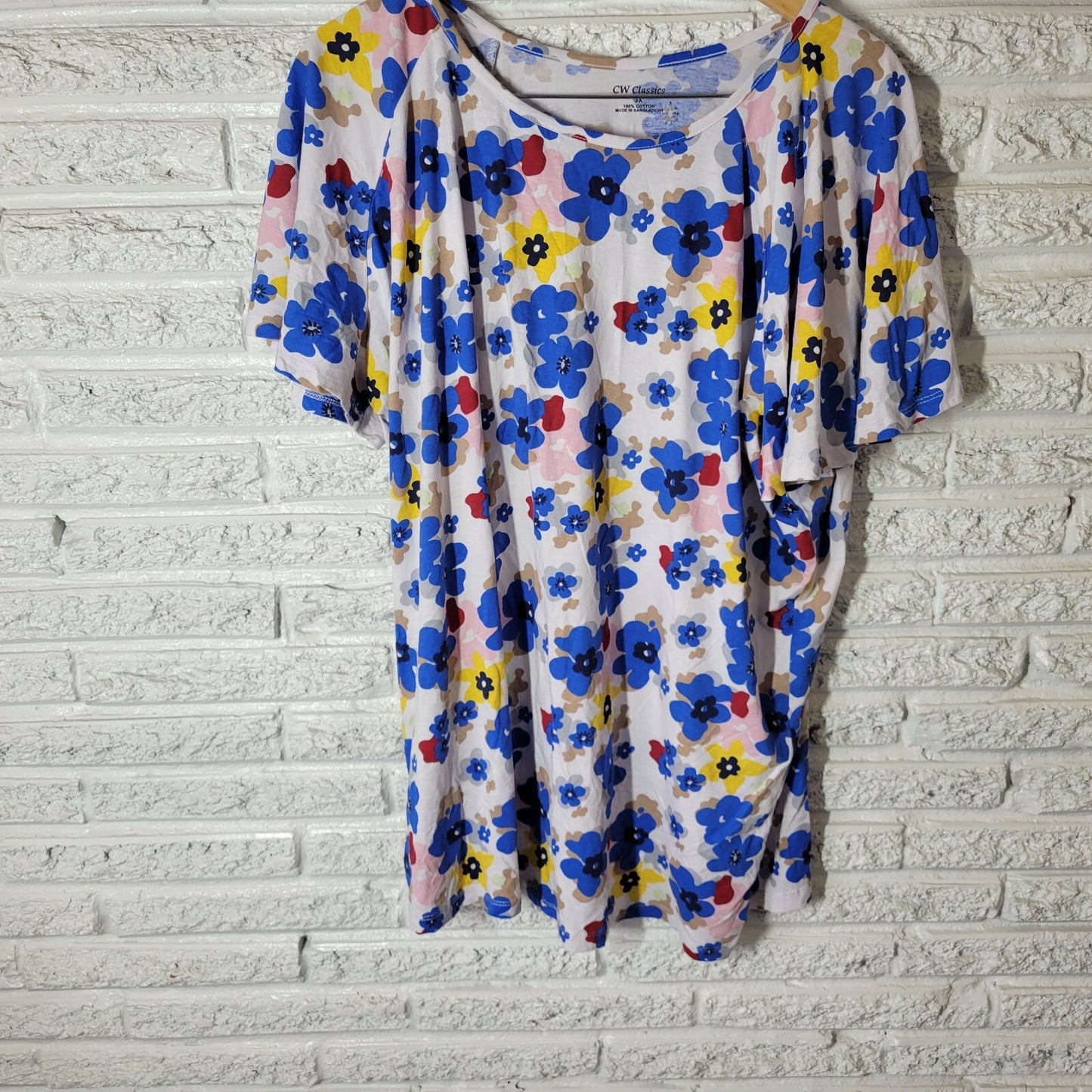 CW Classics Womens Top 3X Plus Tee Flutter Sleeve Blue Pink Floral Lightweight