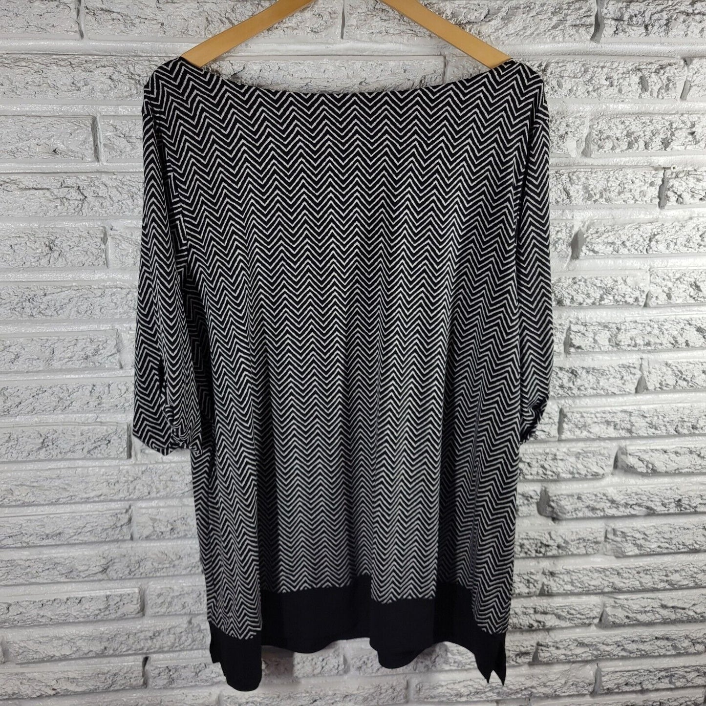 Charter Club Women Top 3X Plus Tunic Cuff Sleeve Poly Blend Black White Zig Zag