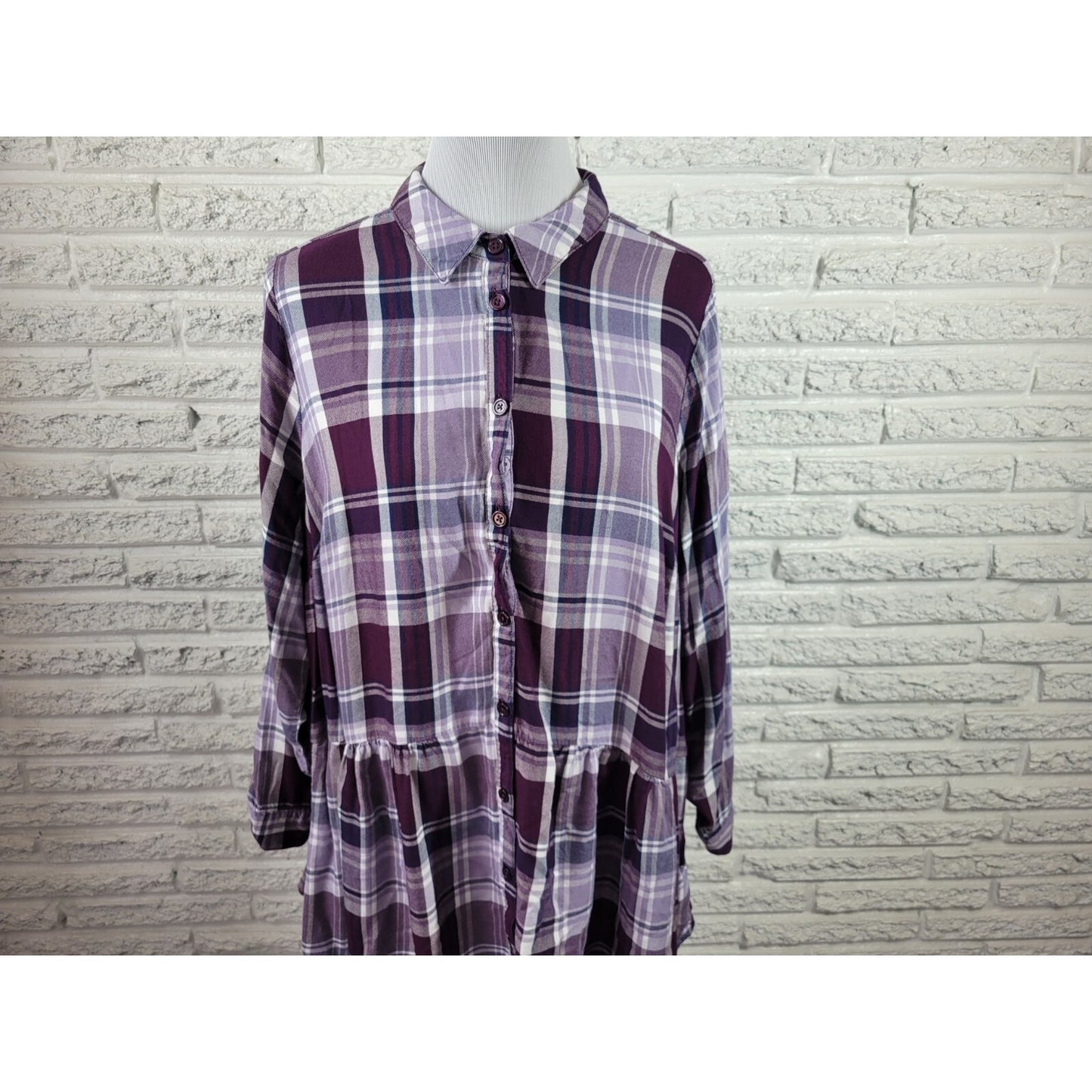 Catherines Womens Top 0X Plus Long Roll Tab Sleeve Purple Plaid Ruffle Rayon