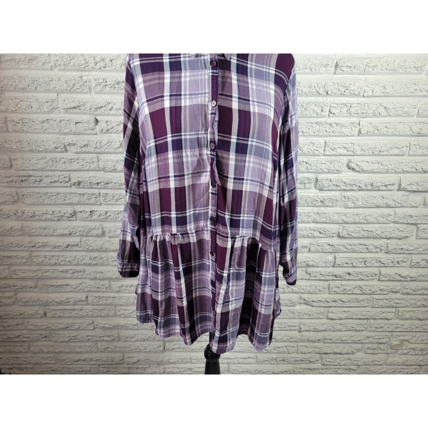 Catherines Womens Top 0X Plus Long Roll Tab Sleeve Purple Plaid Ruffle Rayon