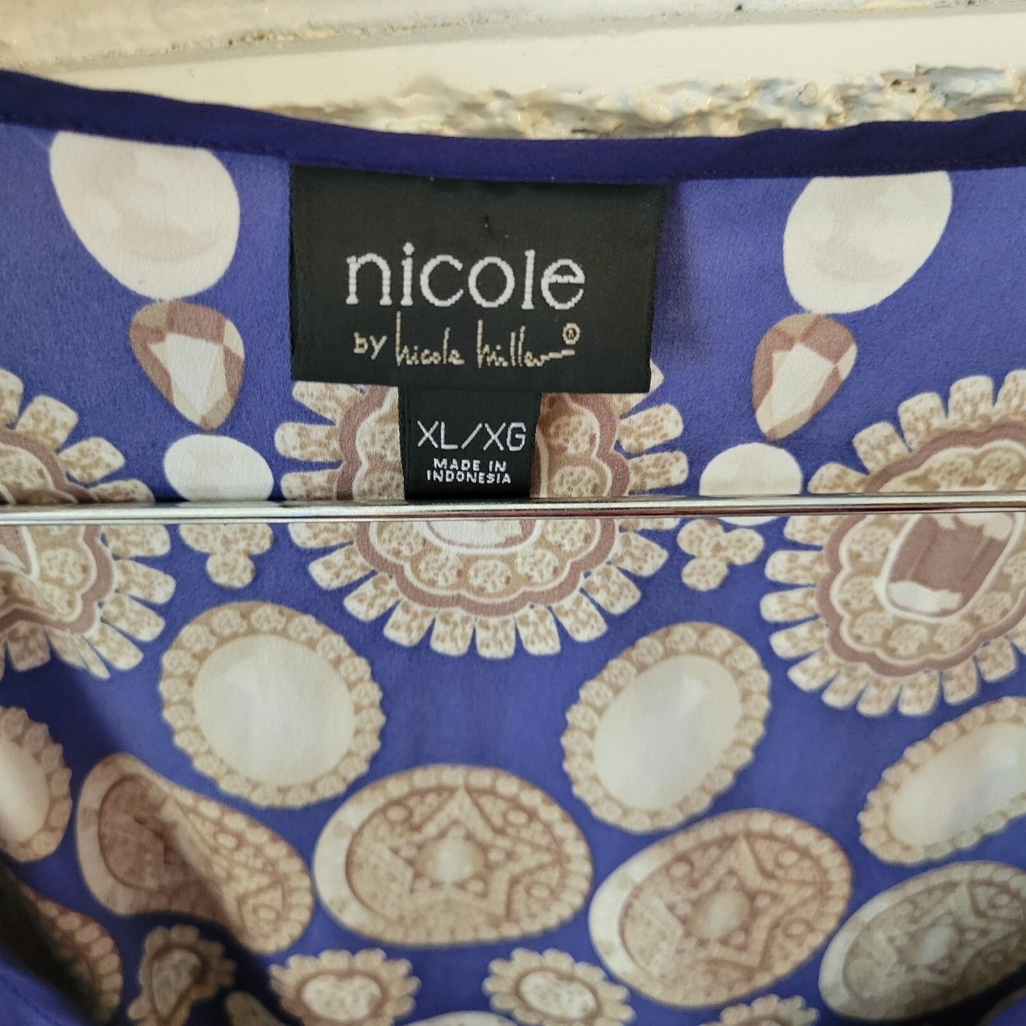 Nicole Miller Womens Top XL Tank Pleated Lightweight Blue Medallions Casual