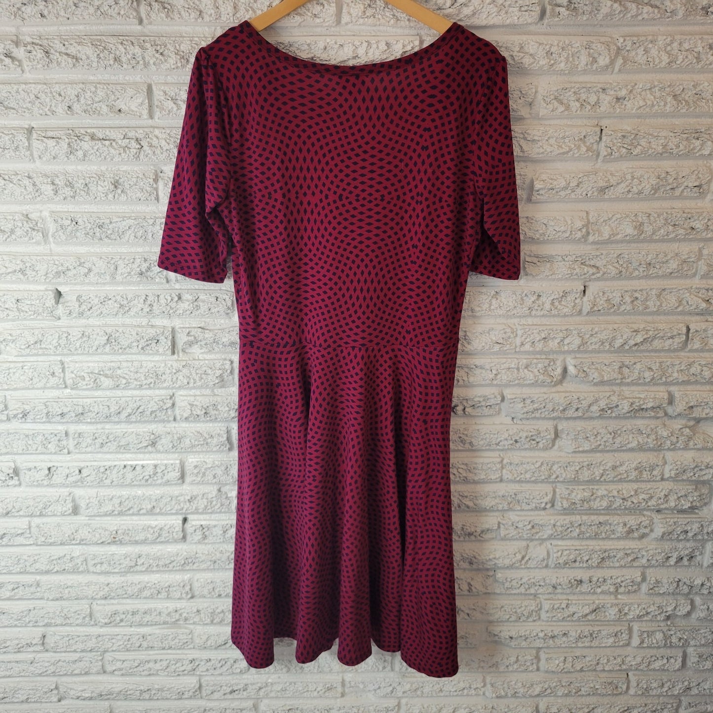 LuLaRoe Women's XL Fit & Flare T-Shirt Dress Burgundy Blue Diamond Geometric