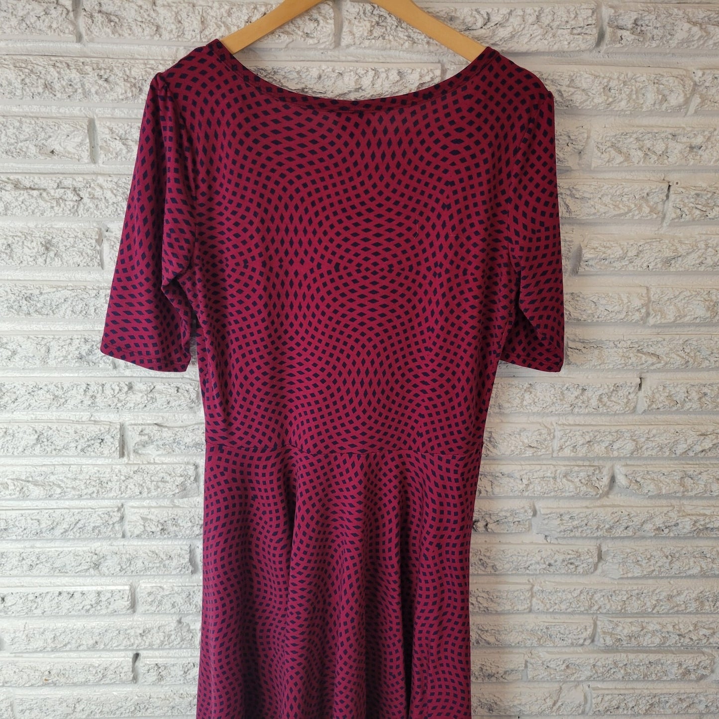 LuLaRoe Women's XL Fit & Flare T-Shirt Dress Burgundy Blue Diamond Geometric