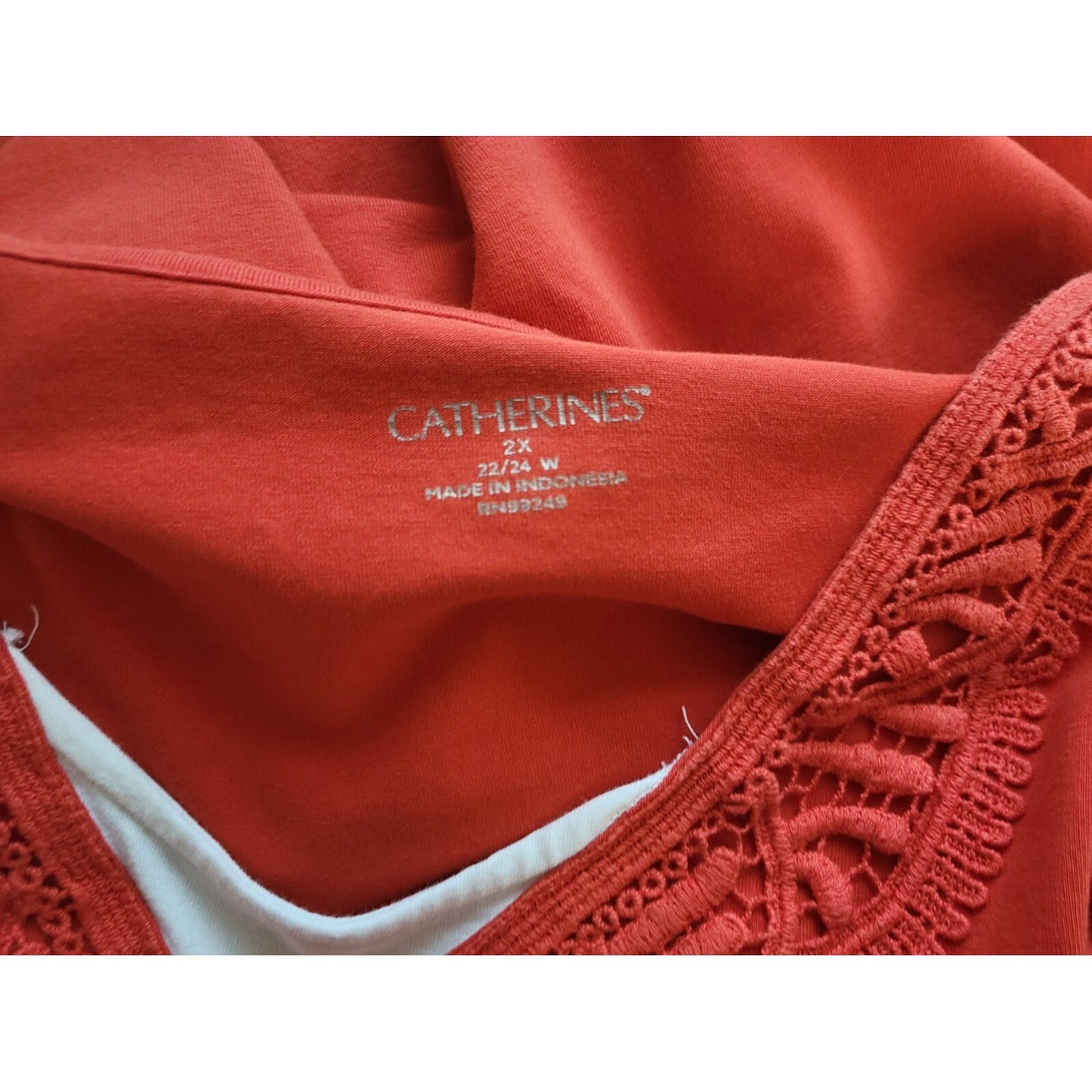 Catherines Womens Top 2X 22W 24W Plus 3/4 Sleeve Crochet Pullover Red Stretchy